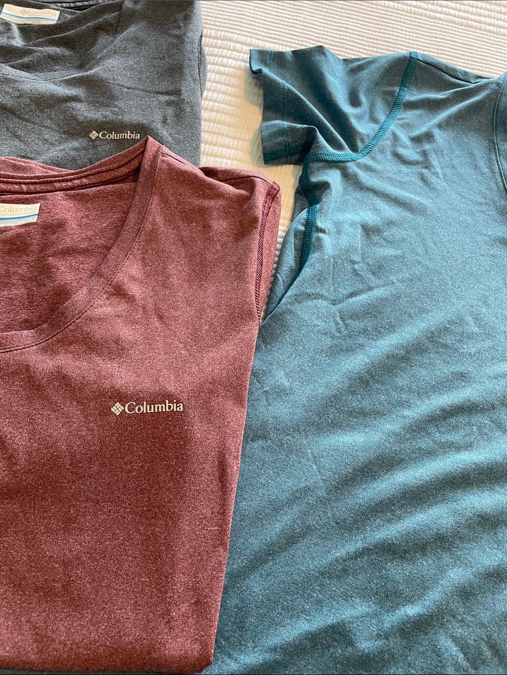 3 Pk Columbia Three-Pack Tee Set - Teal, Brick Red, Charcoal - Picture 6 of 7